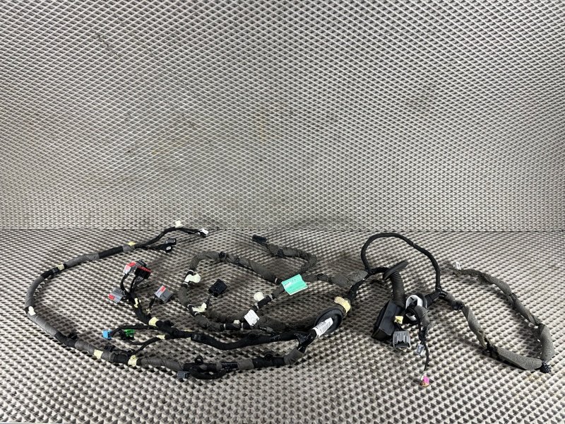 Проводка двери Land Rover Defender (L663, 2020г.)