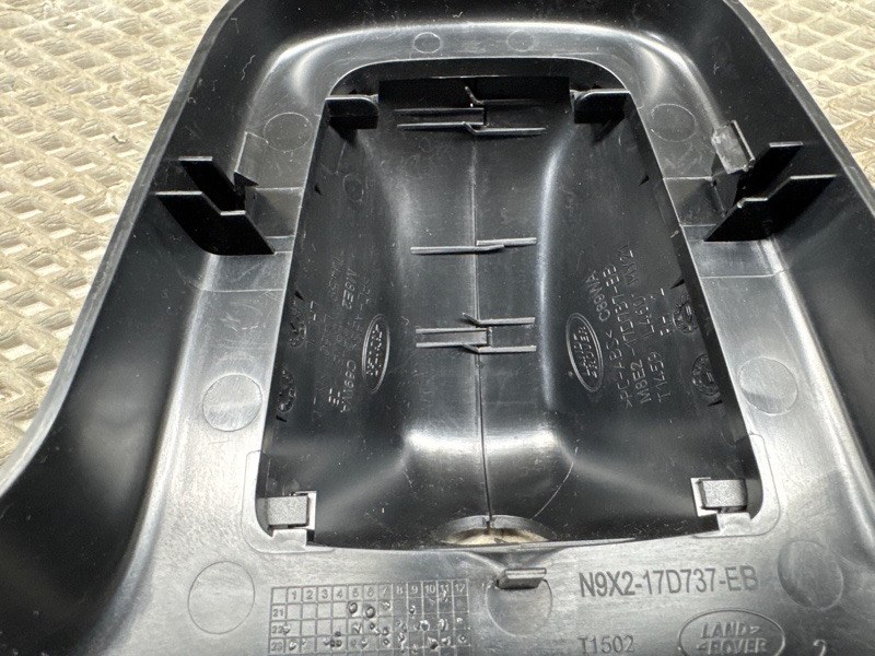 Кожух салонного зеркала Land Rover Range Rover Sport (L461, 2024г.)