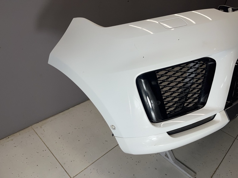 Бампер Land Rover Range Rover Sport (L494, 2021г.)