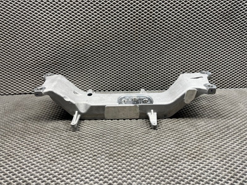 Кронштейн АКПП Land Rover Range Rover Sport (L461, 2024г.)