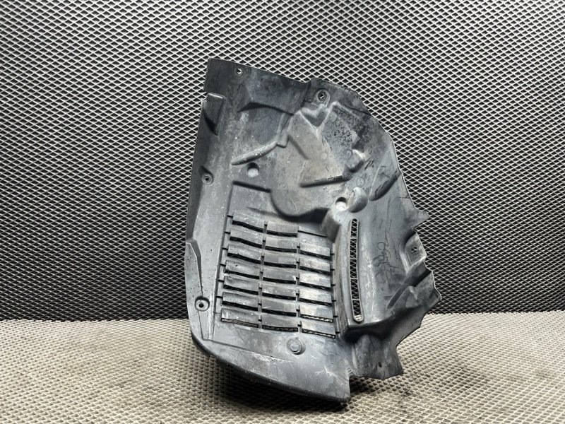 Подкрылок Land Rover Range Rover (L405, 2016г.)