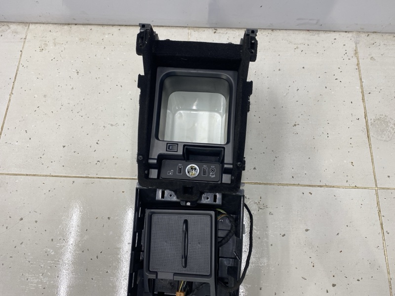 Консоль с холодильником Land Rover Range Rover (L405, 2016г.)
