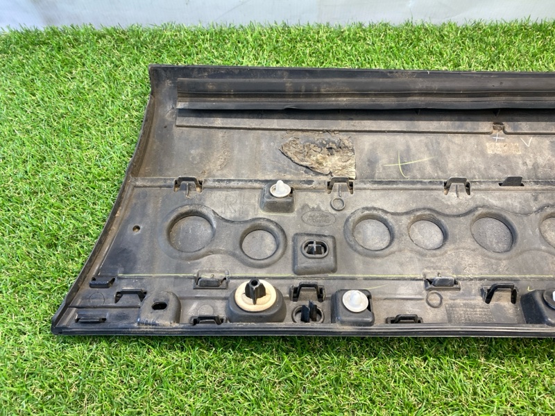 Молдинг двери Land Rover Range Rover (L405, 2018г.)
