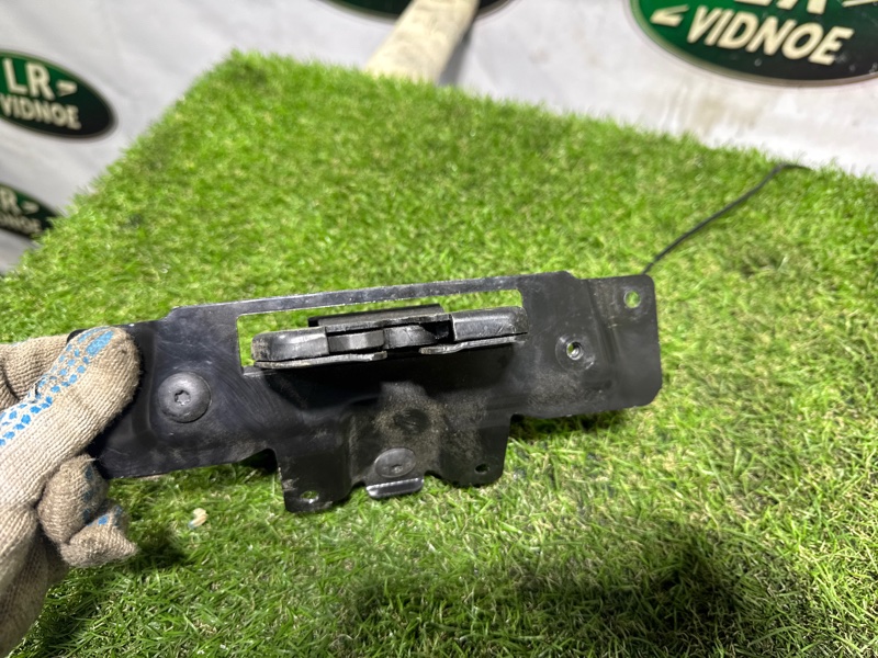 Замок багажника Land Rover Range Rover (L322, 2010г.)