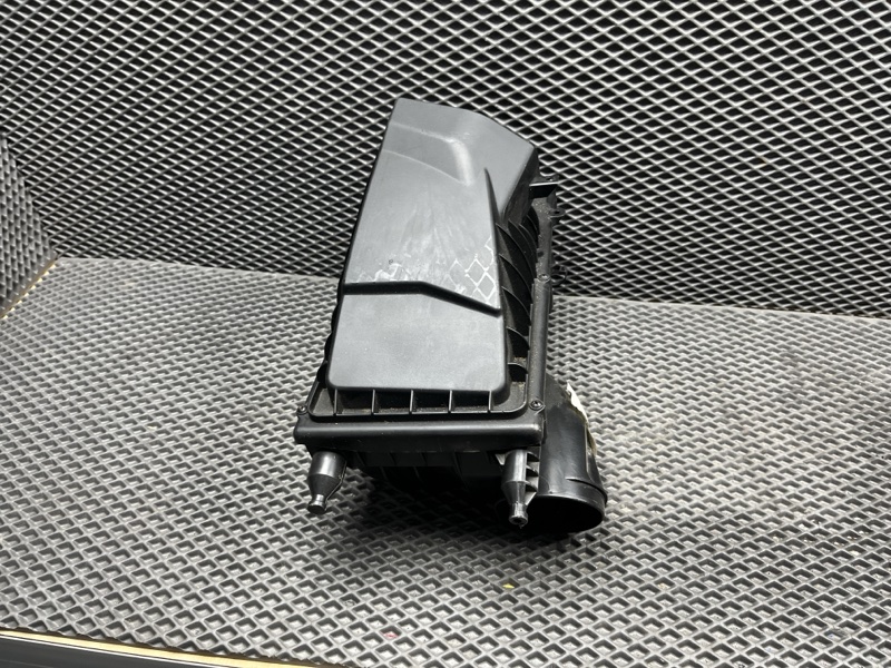 Корпус воздушного фильтра Land Rover Range Rover Sport (L494, 2020г.)