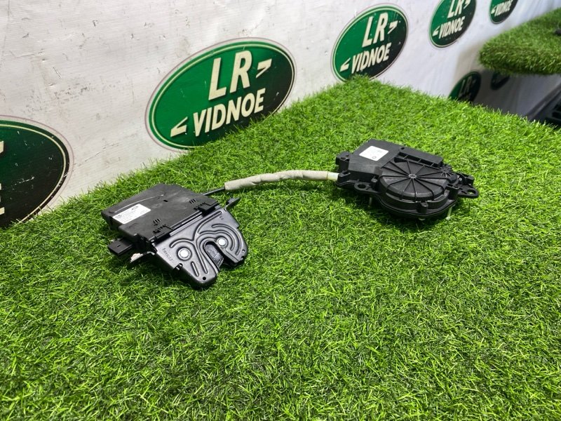 Замок крышки багажника Range Rover Long (L405, 2018г.)