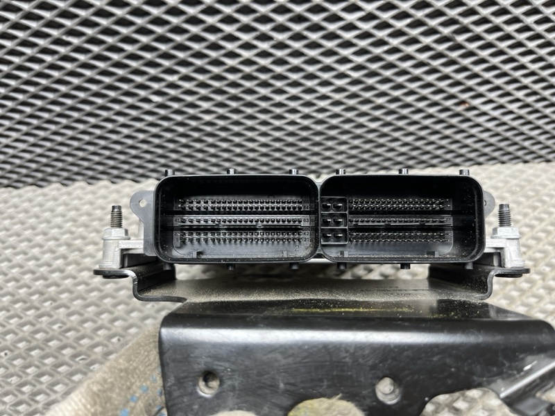 Блок управления двигателем Land Rover Range Rover (L405, 2016г.)