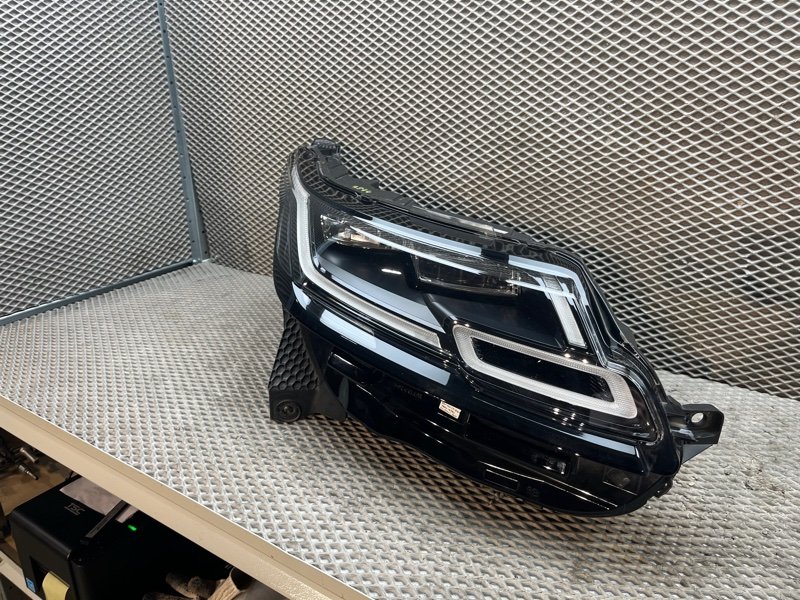 Фара лазерная Land Rover Range Rover Velar (L560, 2018г.)