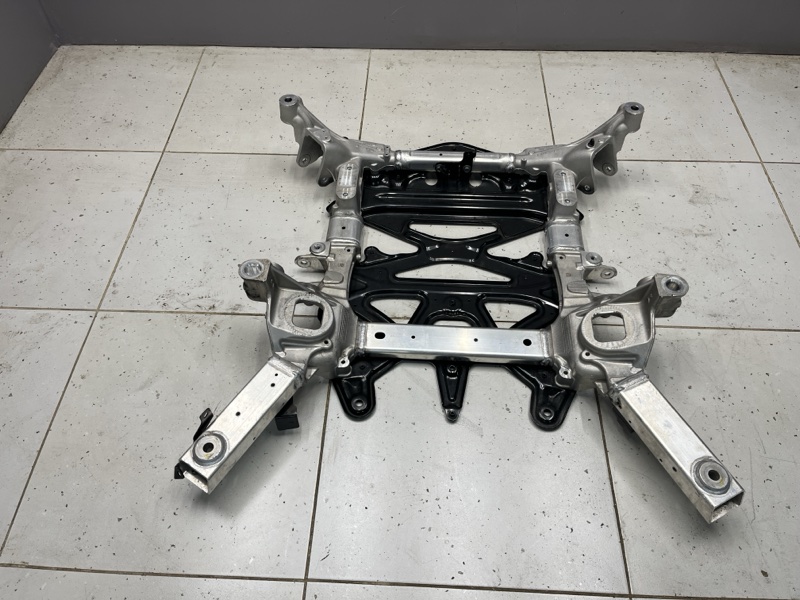 Подрамник Land Rover Range Rover Sport (L461, 2025г.)