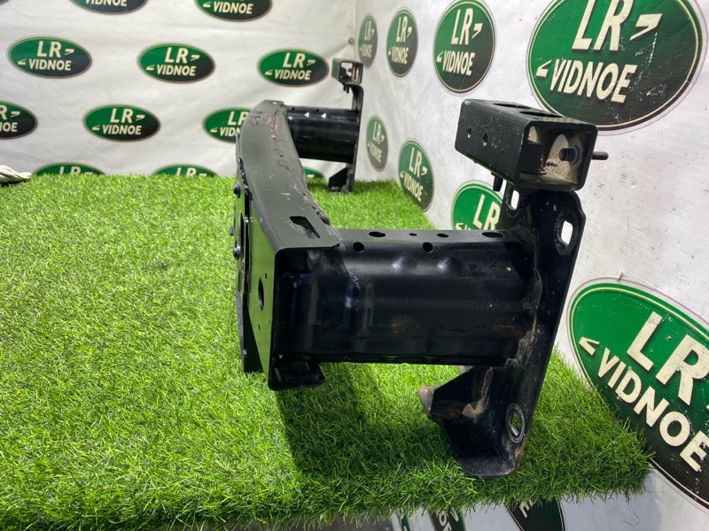 Усилитель бампера Land Rover Range Rover (L405, 2017г.)