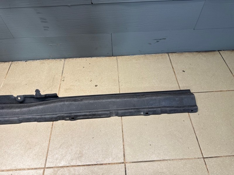 Пыльник днища Land Rover Range Rover Sport (L461, 2024г.)