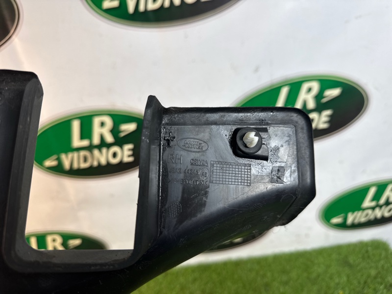 Накладка декоративная салона Land Rover Range Rover Velar (L560, 2018г.)