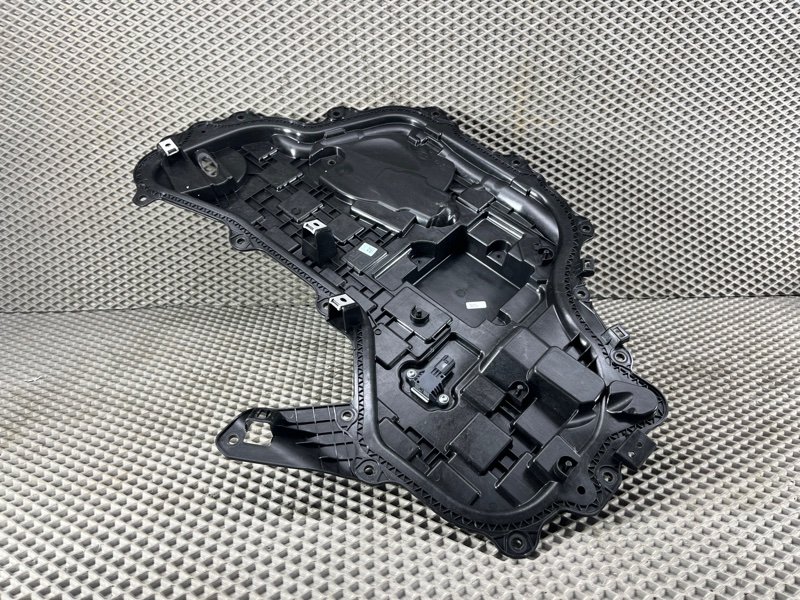Панель двери Land Rover Range Rover Sport (L461, 2024г.)