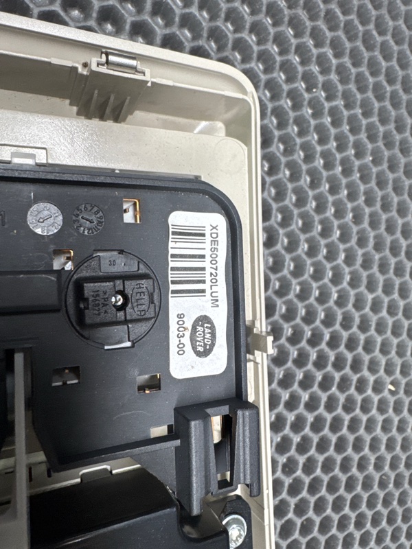 Плафон потолка Land Rover Discovery 4 (L319, 2015г.)