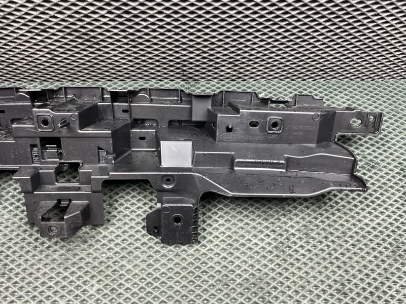 Крепление бампера Land Rover Range Rover Sport (L461, 2025г.)