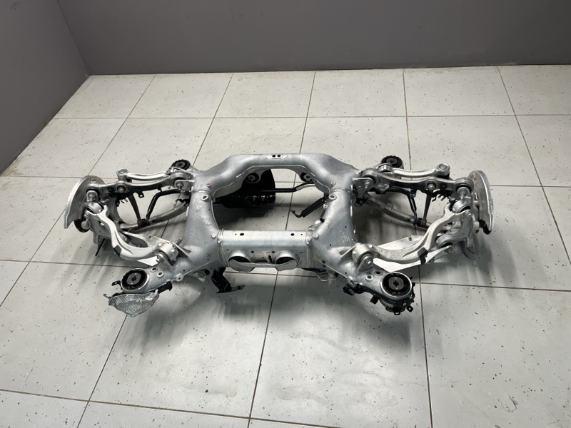 Подрамник в сборе Land Rover Range Rover Sport (L461, 2025г.)