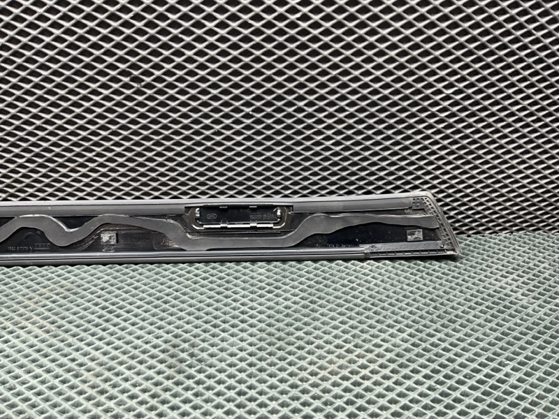 Молдинг крыши Land Rover Range Rover Sport (L461, 2024г.)