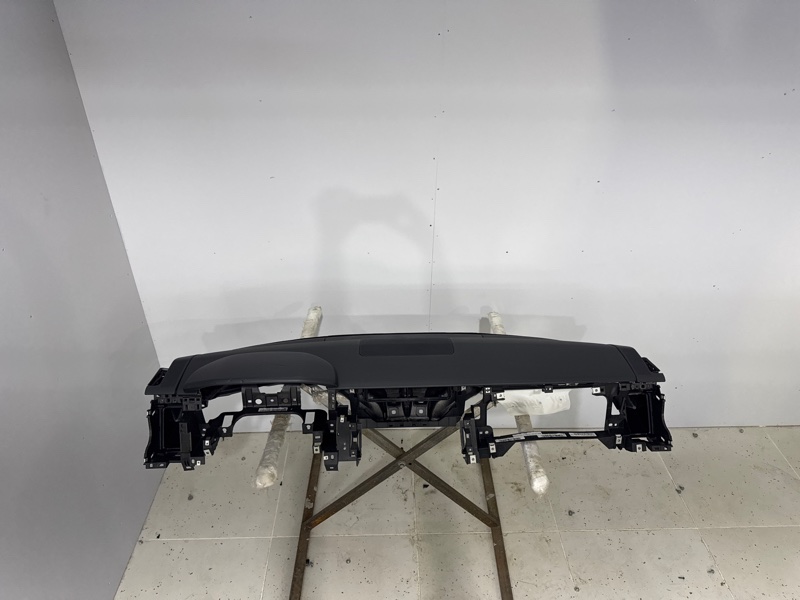 Торпедо Land Rover Range Rover Sport (L494, 2020г.)