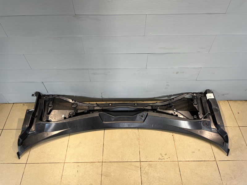 Жабо Land Rover Range Rover Sport (L461, 2024г.)