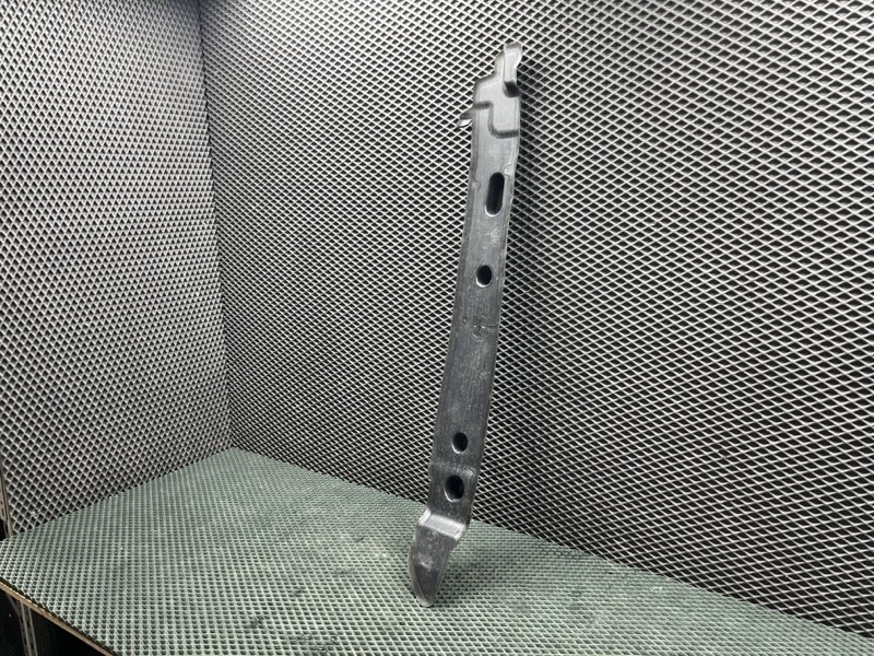 Пыльник крыла Land Rover Range Rover Sport (L461, 2025г.)