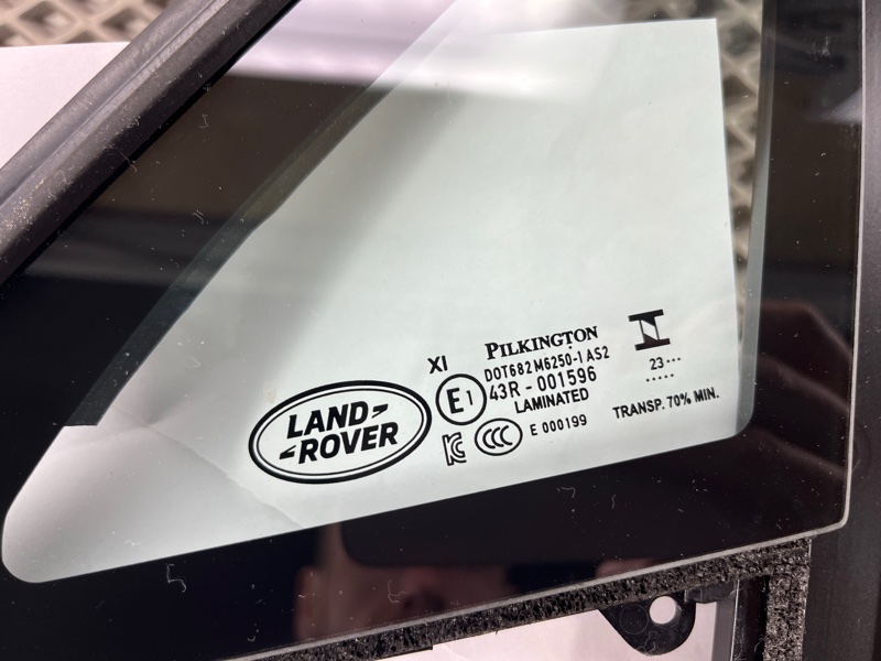 Стекло двери Land Rover Range Rover Sport (L461, 2024г.)