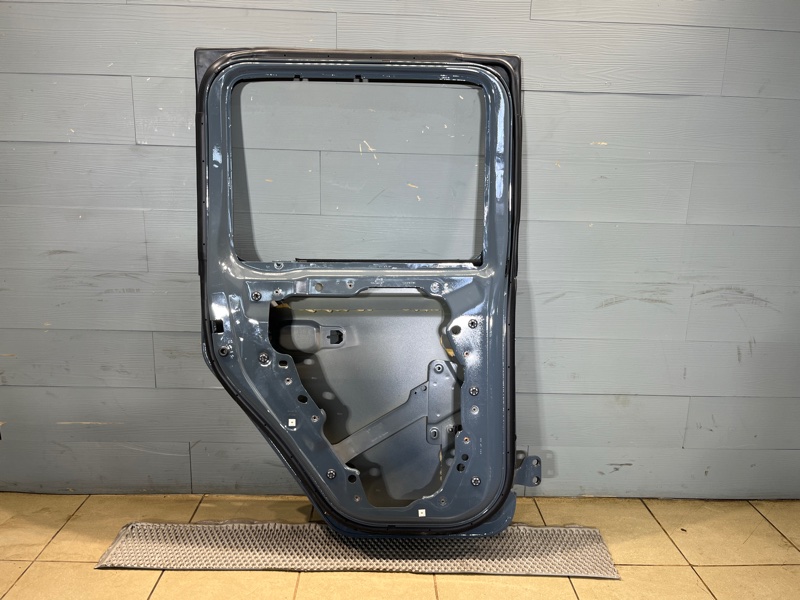 Дверь Jeep Wrangler (JL, 2025г.)
