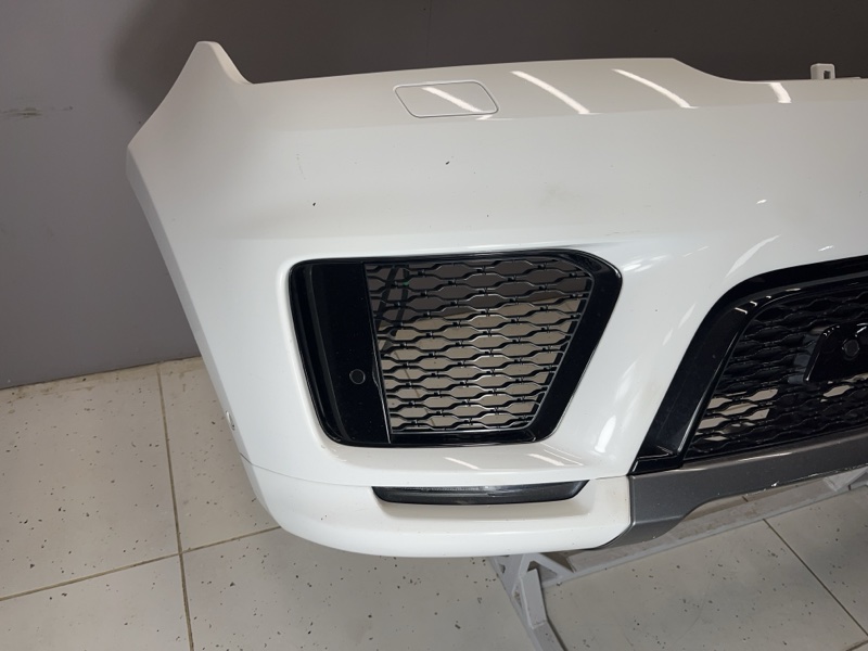 Бампер Land Rover Range Rover Sport (L494, 2021г.)