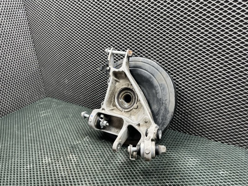 Кулак Land Rover Range Rover Sport (L494, 2015г.)