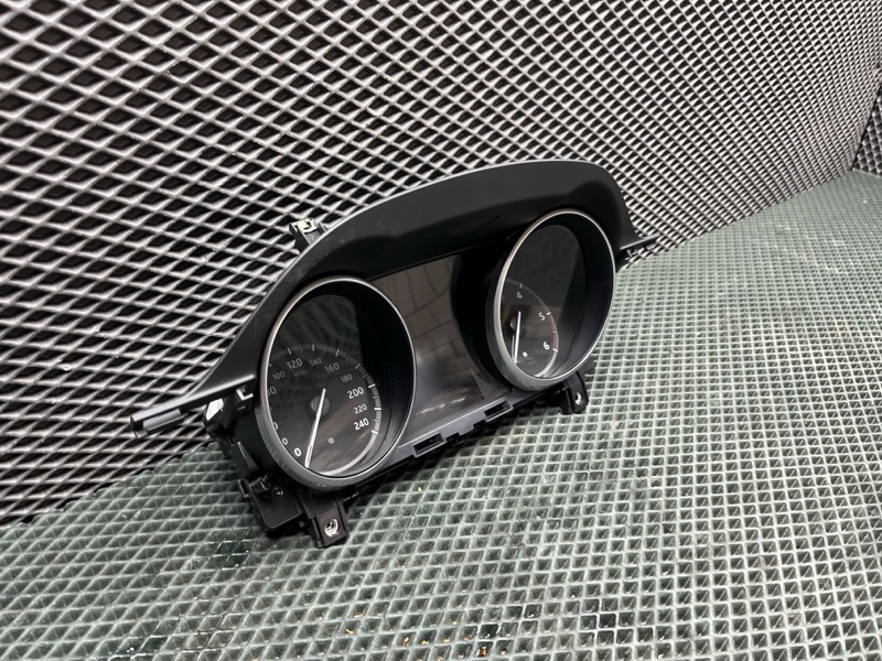 Панель приборов (щиток) Land Rover Discovery Sport (L550, 2018г.)
