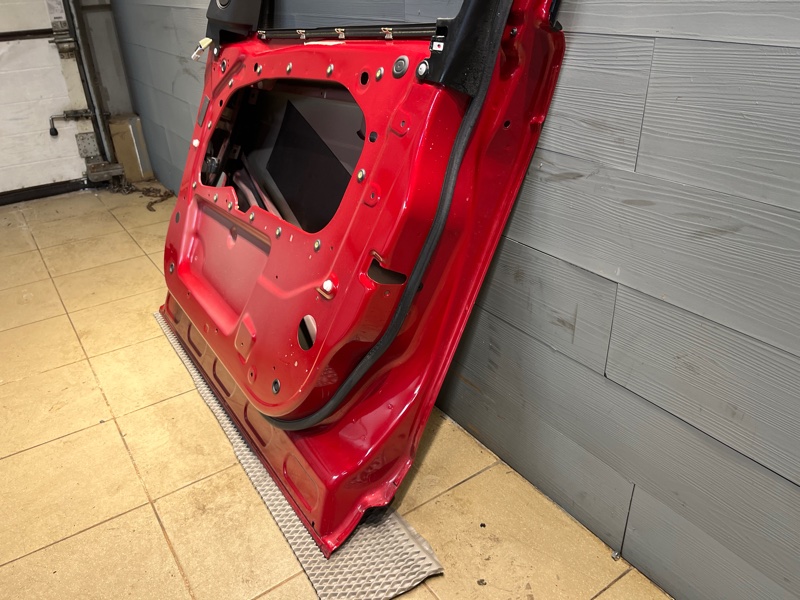 Дверь Land Rover Discovery Sport (L550, 2020г.)