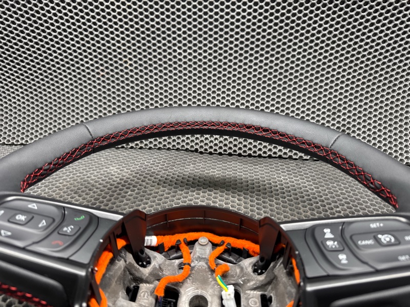 Руль с обогревом Jeep Wrangler (JL, 2025г.)