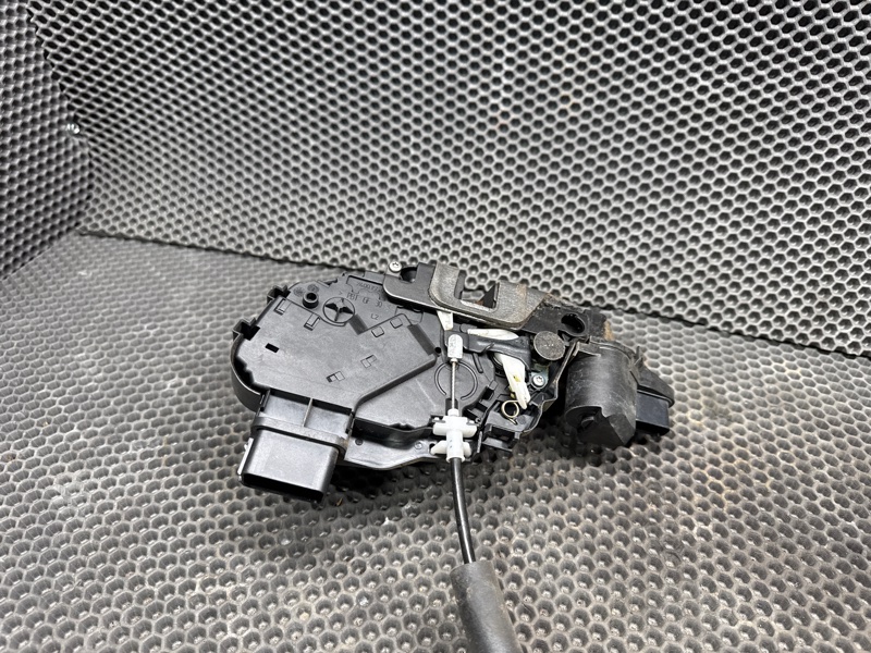Замок двери Land Rover Range Rover Evoque (L538, 2017г.)