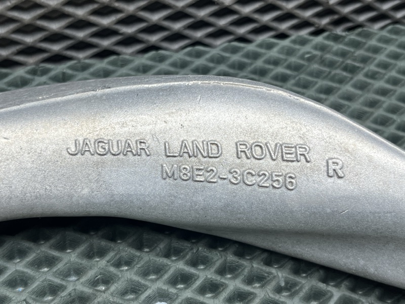 Рычаг нижний Land Rover Range Rover Sport (L461, 2025г.)