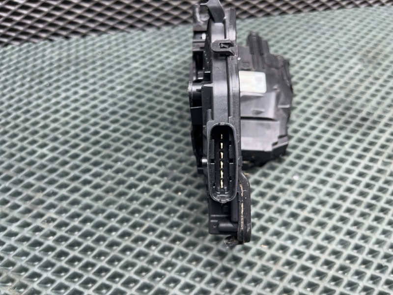 Замок двери Land Rover Range Rover Sport (L494, 2021г.)