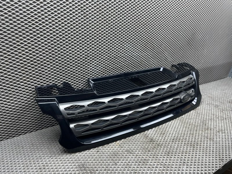 Решетка радиатора Land Rover Range Rover Sport (L494, 2017г.)