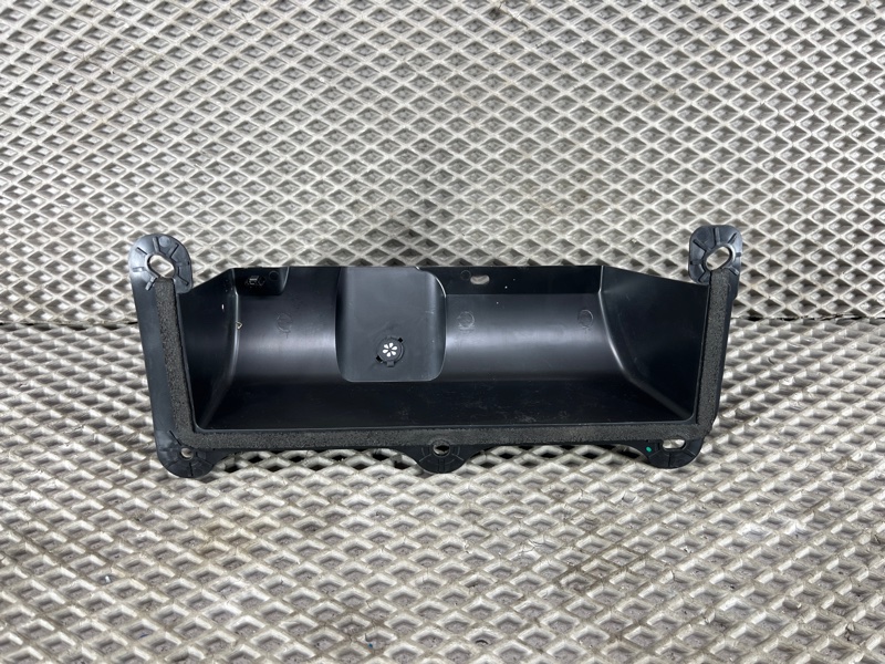 Воздухозаборник Land Rover Range Rover Sport (L461, 2024г.)