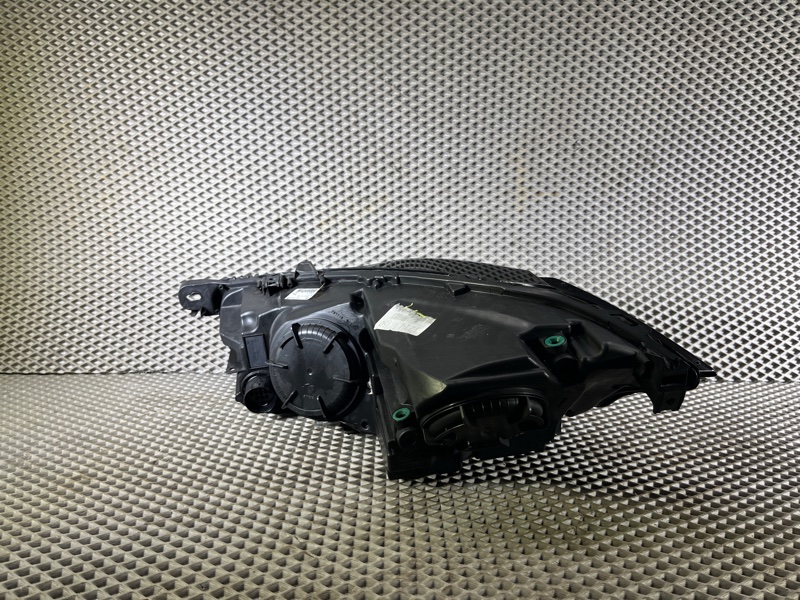 Фара Jaguar F-Pace (X761, 2016г.)