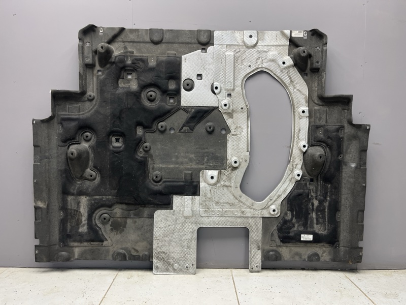 Защитный пластик днища Land Rover Range Rover Sport (L461, 2025г.)