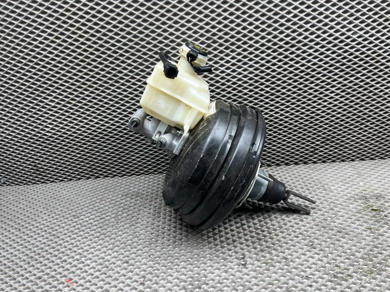 Вакуумный усилитель тормозов Land Rover Range Rover Sport (L320, 2012г.)