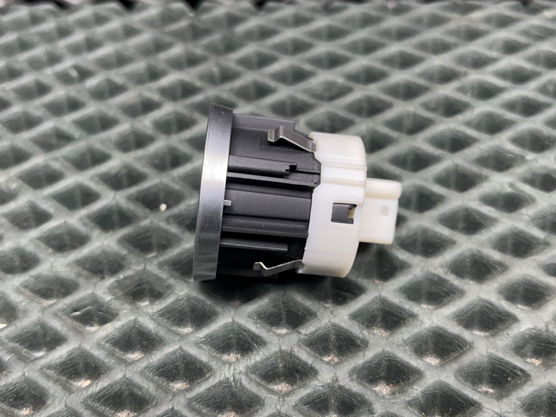 Кнопка старт-стоп Land Rover Range Rover Velar (L560, 2020г.)