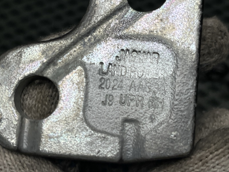 Петля двери Land Rover Range Rover Sport (L461, 2025г.)