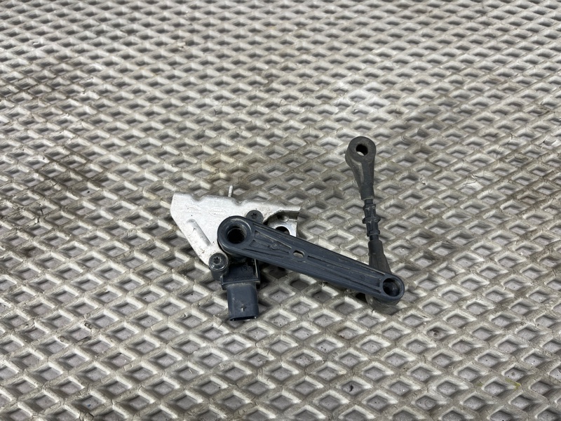 Датчик высоты Land Rover Range Rover Sport (L461, 2024г.)