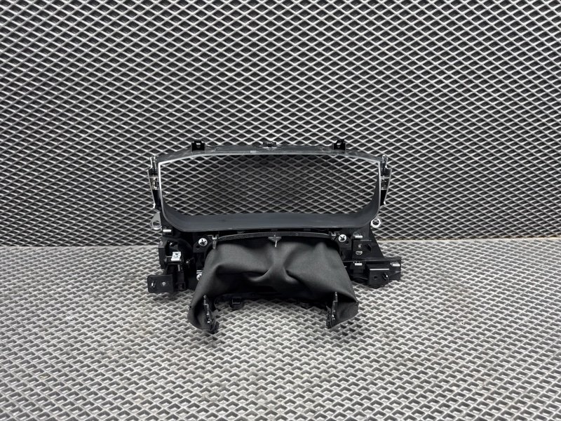 Рамка панели приборов Land Rover Range Rover Sport (L494, 2020г.)