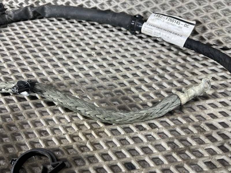 Провод массы ДВС Land Rover Defender (L663, 2020г.)