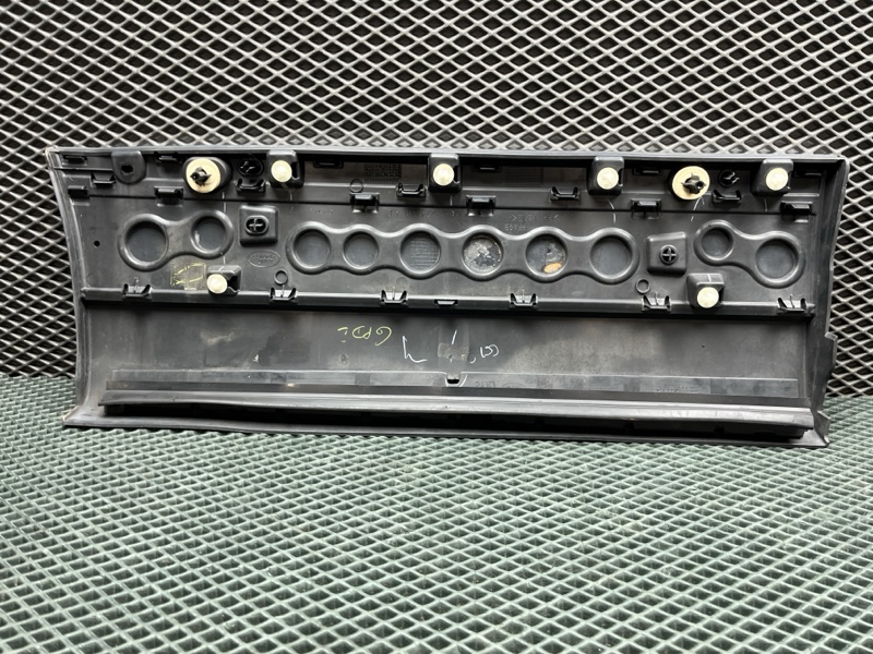 Молдинг двери Land Rover Range Rover (L405, 2016г.)