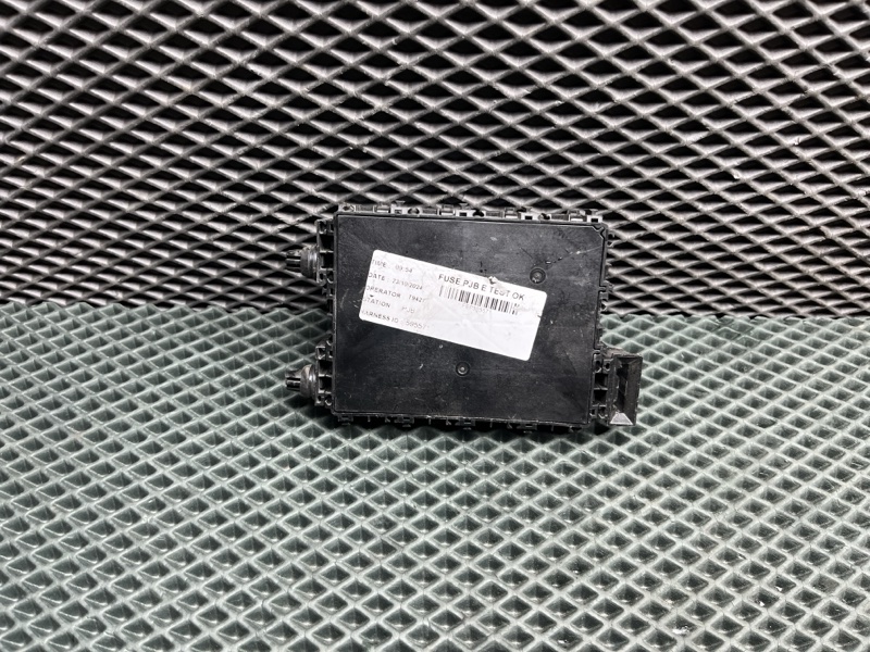 Блок предохранителей Land Rover Range Rover Sport (L461, 2025г.)