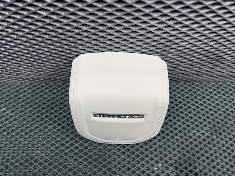 Подушка безопасности в руль Land Rover Range Rover Sport (L494, 2021г.)