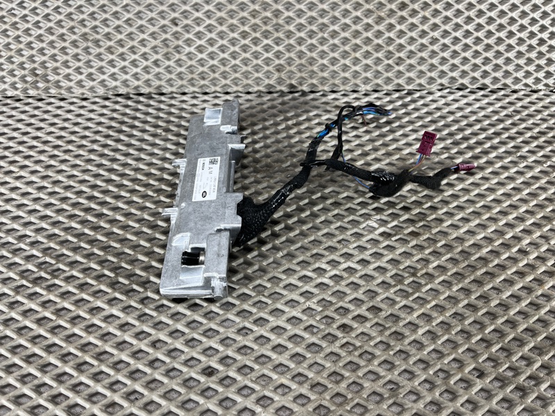 Камера контроля разметки / стереокамера Land Rover Defender (L663, 2020г.)