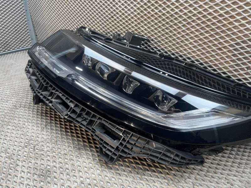 Фара светодиодная Land Rover Range Rover Sport (L461, 2023г.)