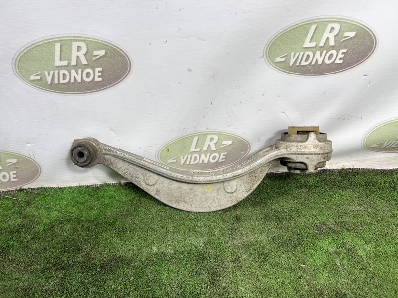 Рычаг нижний Land Rover Range Rover Velar (L560, 2020г.)